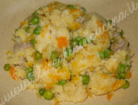 Couscous con salsiccia e provola