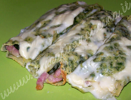 Crepes alle erbe aromatiche con pancetta