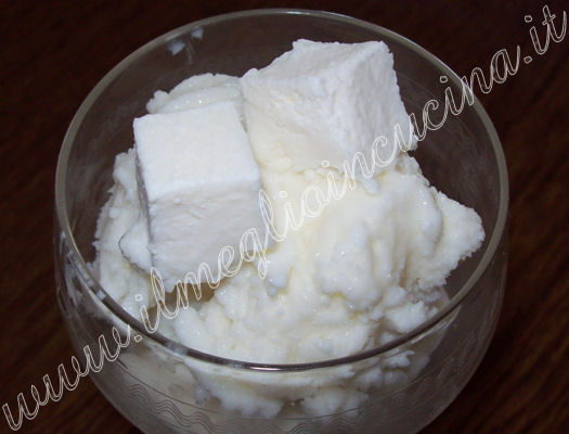 Gelato di ricotta