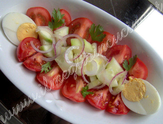 Algerian summer salad
