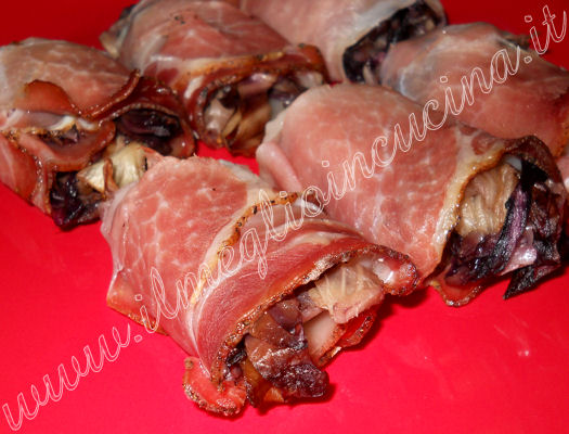 Involtini di speck e radicchio