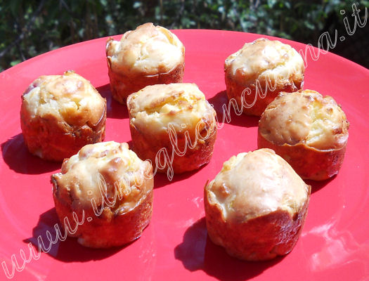Brie and leek savory muffins