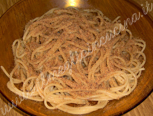 Pasta con la mollica