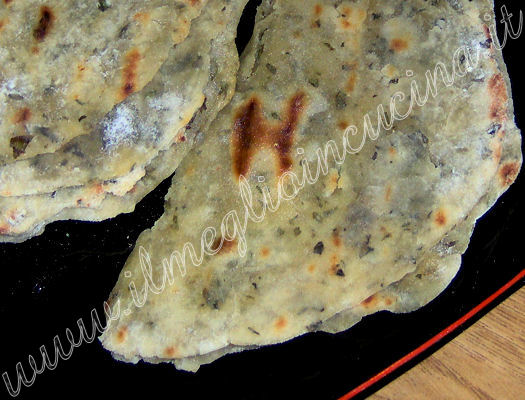 Pudina Parantha (Parantha alla menta)