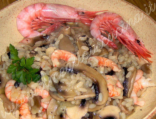 Risotto ai gamberoni e funghi