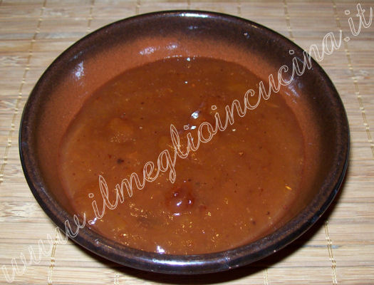 Salsa cinese alle prugne