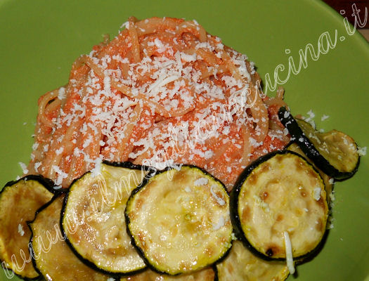 Spaghetti con zucchine e marsala