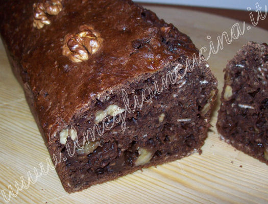 Torta di banana, cioccolato e noci